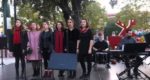 Το τμήμα του σύγχρονου τραγουδιού στην εκδήλωση του δήμου Χαλανδρίου για το άναμμα του χριστουγεννιάτικου δέντρου - 13/12/2019